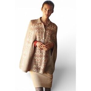 Anthropologie Mädchen Flowering Pompona Sweater Cape Tan Nordic S Wool Blend